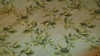 SALE Exquisite Ivy Leaf Trellis Drapery/Upholstery Fabric   25+ Yds.
