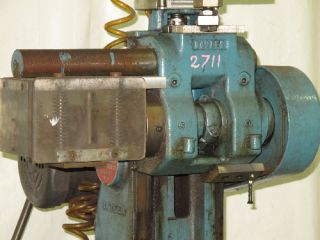 Barker Milling Machine 8 x 12