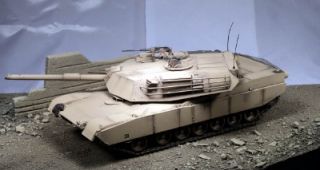 35 Built M1 Abrams Tank Diorama Desert City Rubble