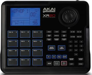 AKAI XR20 BEAT PRODUCTION STATION DRUM MACHINE 99 PRESET & 99 USER 