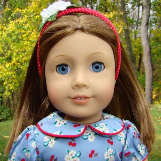 American Girl Emily Doll in Meet Outfit Molly Friend Pristine C2007 