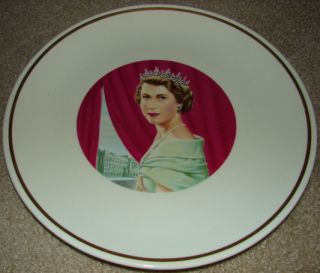    Elizabeth II Coronation Plate 1953 Steubenville Artist Allen Hughes