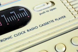 Gran Prix Am FM Electronic Clock Radio Cassette Player