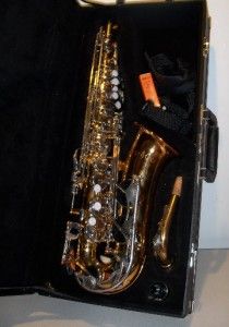 Vito Yamaha Alto Saxophone with Case