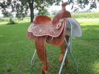 Jim Sands Roping Saddle Never been on a Horse 16 Seat Laredo TX