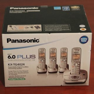 New Panasonic KX TG4024N Answering Phone w 4 Handsets