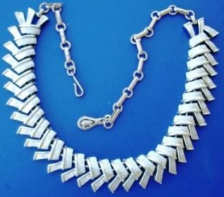 Coro Goldtone Chevron Link Vintage Necklace Signed