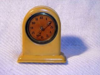 vintage key wind desk clock made germany yellow bakelite case runs grt 