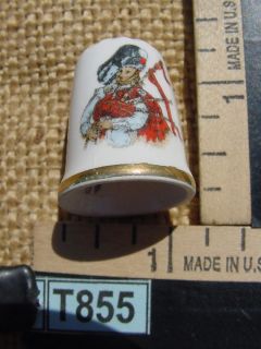 SCOTLAND SCOTTISH MAN PLAYING BAGPIPES PIC ON CERAMIC GOLD BANDED 