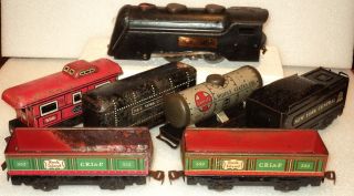 Marx O Trains Assortment of Tin 6 Cars Plus Vanderbilt Engine Parts 