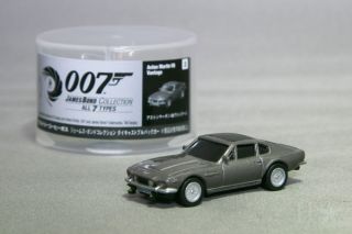 007 JAMES BOND Aston Martin V8 vantage Pullback Car Collection 2012 n 