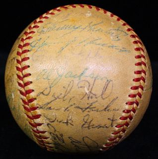 1959 PIRATES SIGNED AUTOGRAPHED TEAM BASEBALL w/ ROBERTO CLEMENTE JSA