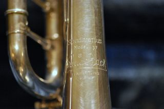 Vincent Bach Stradivarius Model 37 Trumpet w Case Accessories Elkhart 