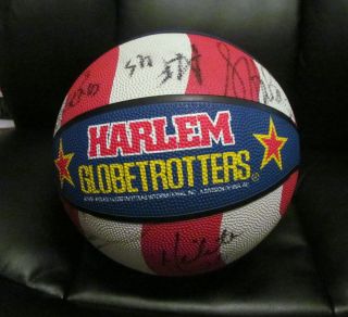 Harlem Globetrotters Baden Signed Basketball