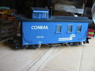 USA Trains blue Conrail Woodside Caboose with metal wheels and lights