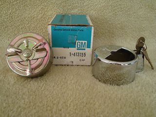 NOS 1971 74 Chevy Pontiac Olds Vented Gas Cap with Lock GM # 413755 