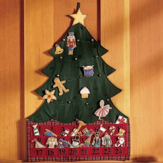 CHRISTMAS TREE Advent Countdown Calendar + 24 Velcro Ornaments*
