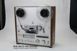 Akai Model GX 625 Reel to Reel Player Tape Recorder
