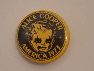 Alice Cooper Billion Dollar Babies America 1973 Pin on Button