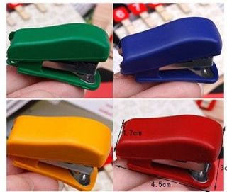 1pc New Cute Portable Mini Stapler Staples Use For School Office Hot