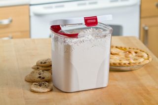 progressive flour keeper canister air tight seal 