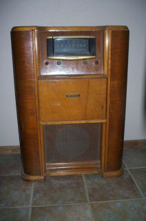 Vintage Antique Crosley Shortwave FM Radio Record Player