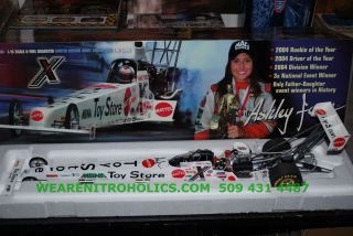 ASHLEY FORCE 2005 AUTOGRAPHED 1 16 MATTEL TOY STORE A FUEL DRAGSTER 