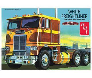 AMT 1/25 White Freightliner Cabover Tractor plastic model kit new 620