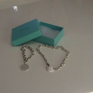 Tiffany PLEASE RETURN TO TIFFANY CO 925 necklace and braclet