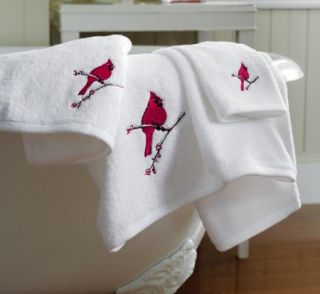   PC Holiday Cardinal Decor Bird Evergreen Bathroom Towel Set NEW I4381