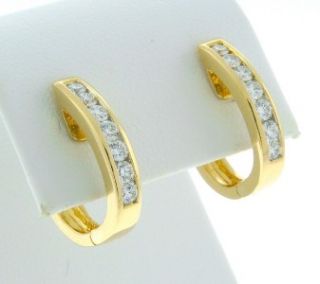 Beautiful 18K Yellow Gold Genuine vs Diamond Hoop Earrings