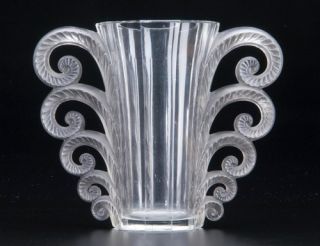 Vase Beauvais ancien signé R. Lalique France.