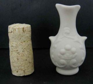 Vintage Miniature Bennington Museum Reproduction Parian Vase Marked 