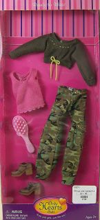 ONLY HEARTS CLUB OUTFIT SHRUG & CAMOUFLAGE PANTS for 9 DOLL 2007 NEW 