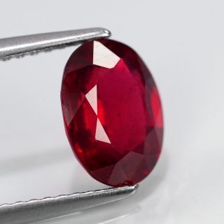   27ct 9x7mm Oval Top Stunning Pigeon Blood Red Ruby Madagascar