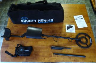 Bounty Hunter Pioneer 202 Metal Detector Kit Bag Manual Pin Pointer
