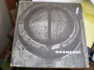 Brancusi Photographs by Nicolae Sandulescu Bucuresti Editura Meridiane 