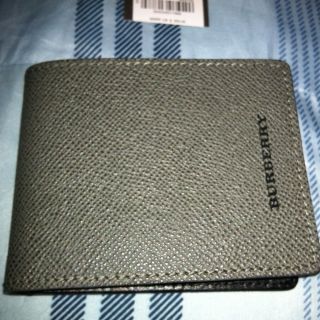 Burberry London Leather Hipfold Wallet Grey