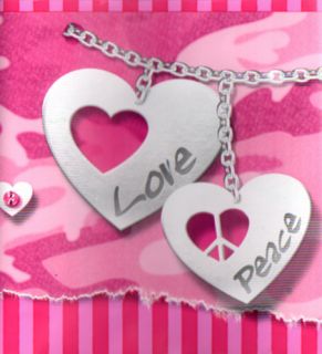   Camo Heart Bracelet Jewel Love Peace Friend Girl Wall Paper Border