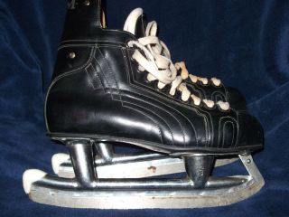 VINTAGE ANTIQUE CCM ICE HOCKEY SKATES ALL LEATHER MADE IN CANADA