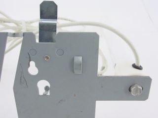 There are a few ways you can put the antennas on the base plate