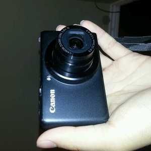 Canon PowerShot S95 10 0 MP Digital Camera Black Perfect Condition 