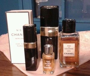 Lot of 4 Vintage Chanel No 5 No 19 Perfume Cologne Fragrance Lot