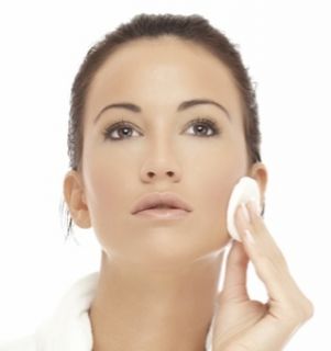 DO NOT BUY FACIAL PEELS THAT USE TCA (Trichloroacetic Acid) or 