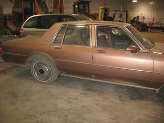 1988 Chevy Caprice Rear Door Window Regulator Power LH