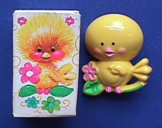   Glace Chicken Little Chick 1970s Childs PAL Lapel Jewelry