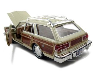 1979 Chrysler LeBaron Town and Country Cream 1 24 by Motormax 73331