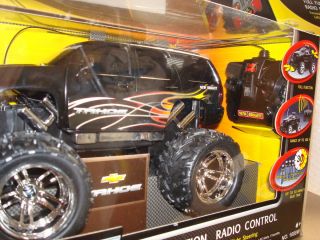  CAR REMOTE CONTROL CHEVY TAHOE BATTERY OPERATED FWD RVS R L NEW IN BOX