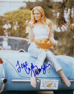 Autographed Cindy Margolis in Great Sexy Pose