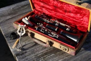 Vintage Clarinet with Case Bundy Musical Instrument